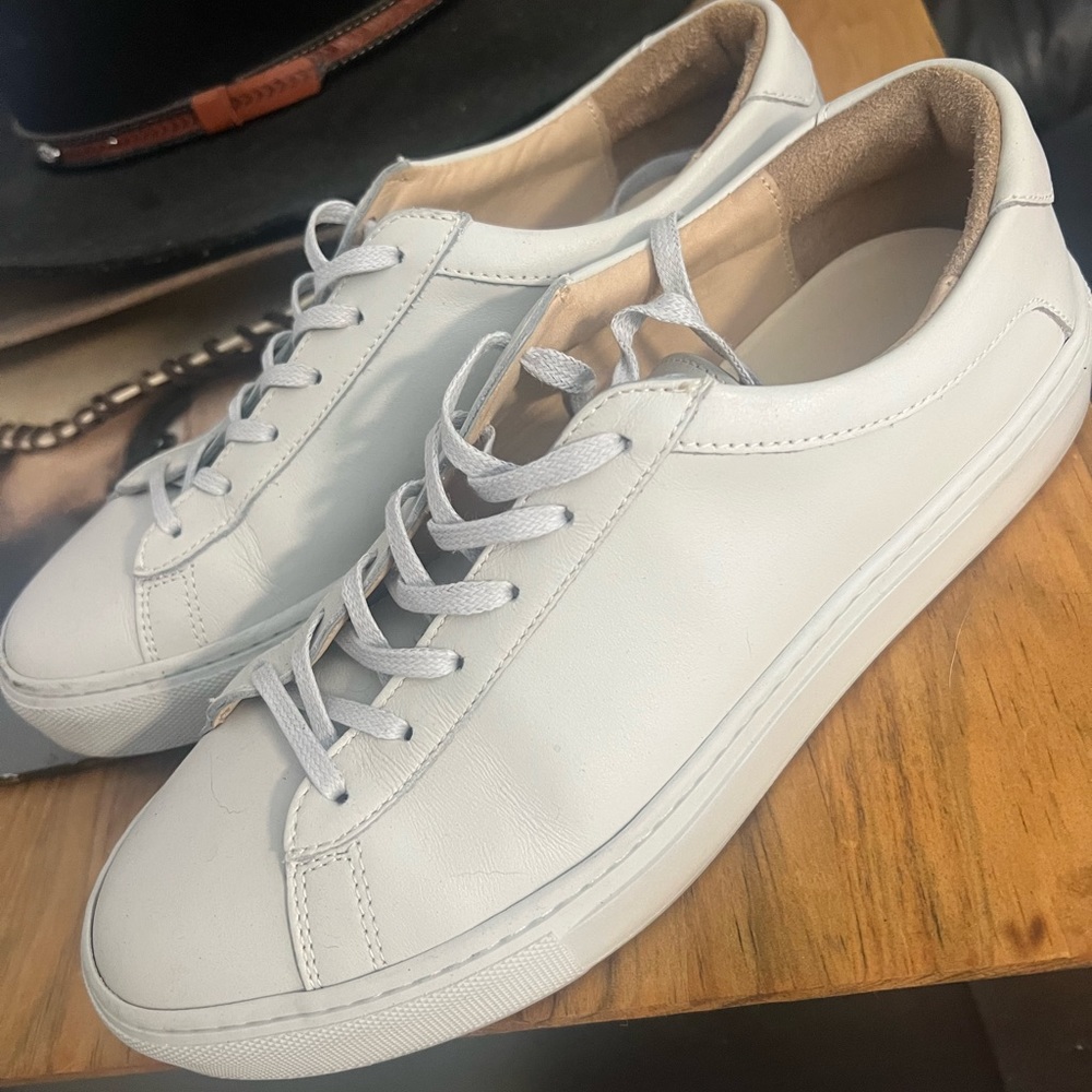 KOIO Capri sneakers. Women’s size 8.